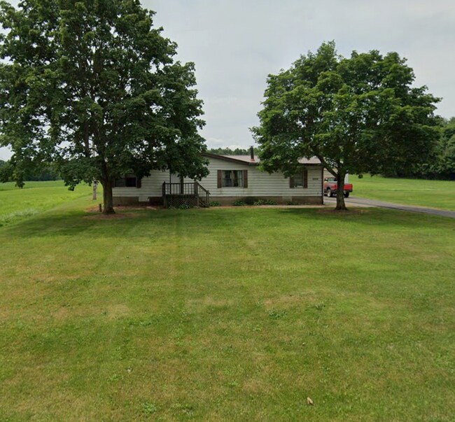 Building Photo - 41189 Crestview Rd