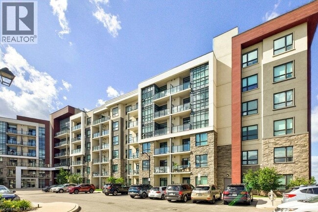 Building Photo - 125 Shoreview Pl
