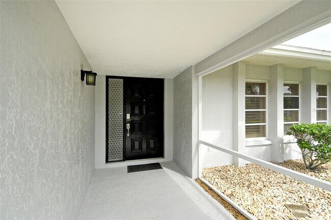 Foto del edificio - 6722 Roxbury Dr