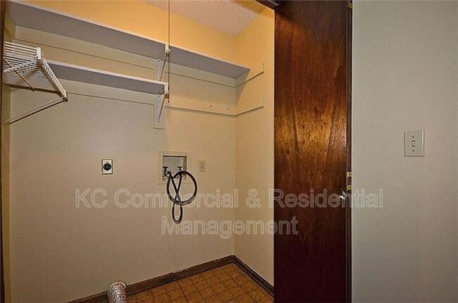 Foto del edificio - 1524 NE 99th St