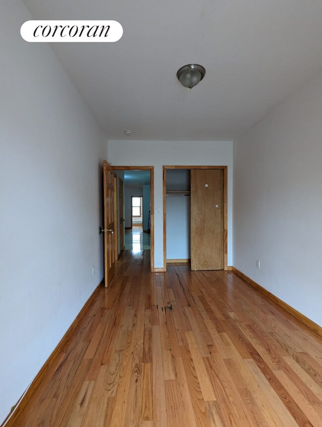 Building Photo - 5016 7th Ave