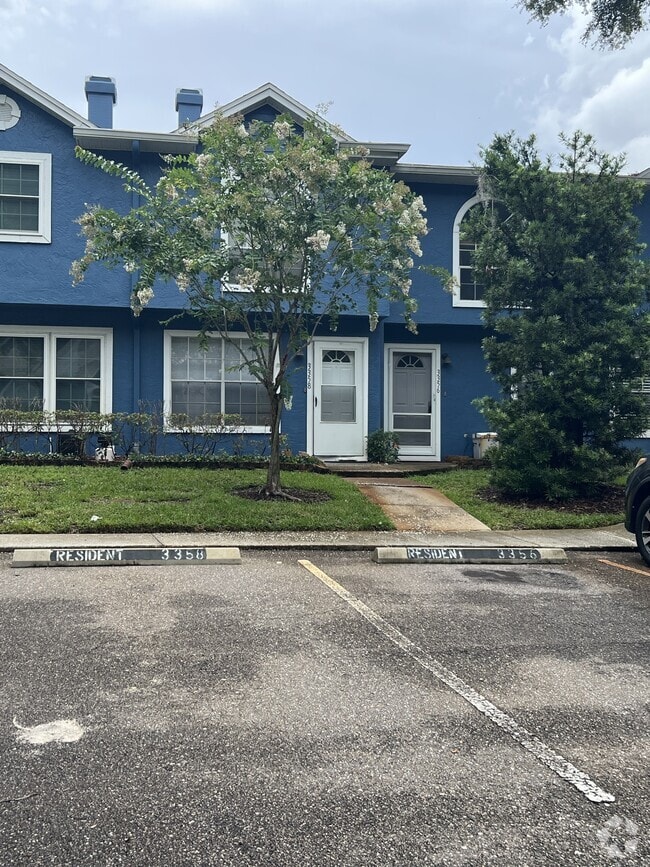 Building Photo - 3356 Fox Hunt Dr