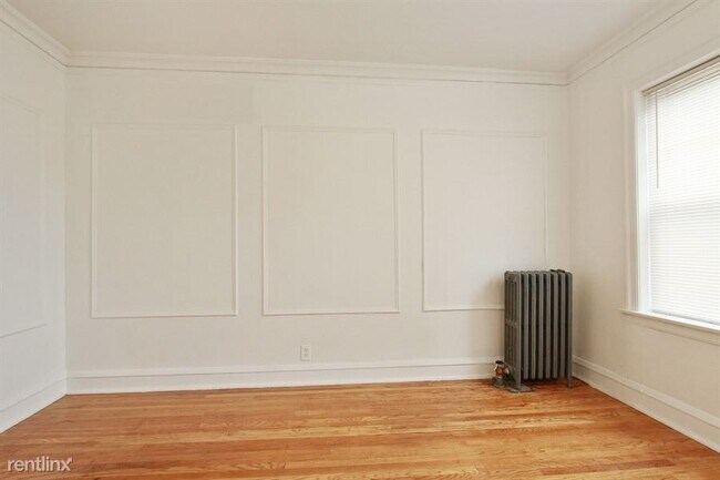 Foto del edificio - 1748 E 71st Pl