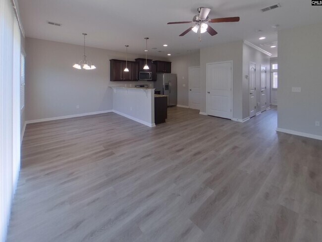 Foto del edificio - 356 Dawsons Park Dr