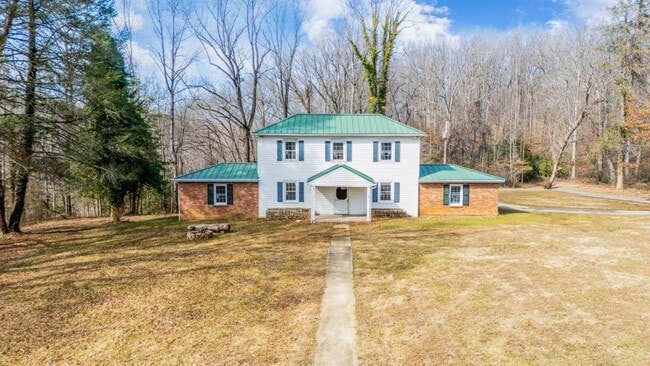 Photo - 228 Newcomb Dr House