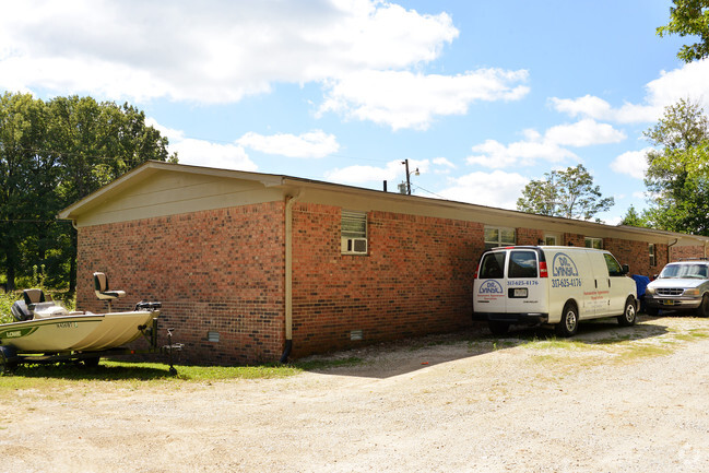 Building Photo - Fairland Apartments