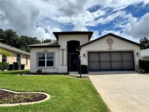 Building Photo - 20634 Queen Alexandra Dr