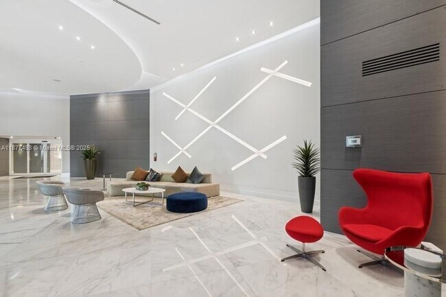 Foto del edificio - 3300 NE 192 St