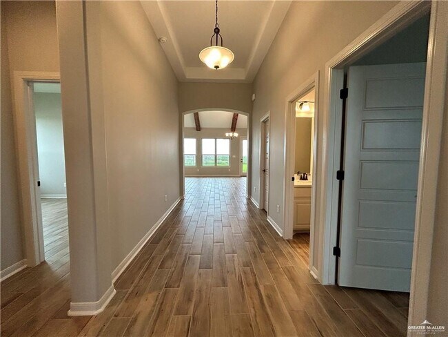 Building Photo - 14701 Aqualina Wy