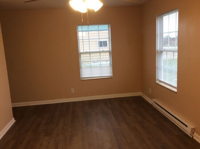 Building Photo - 150 Limp Rd