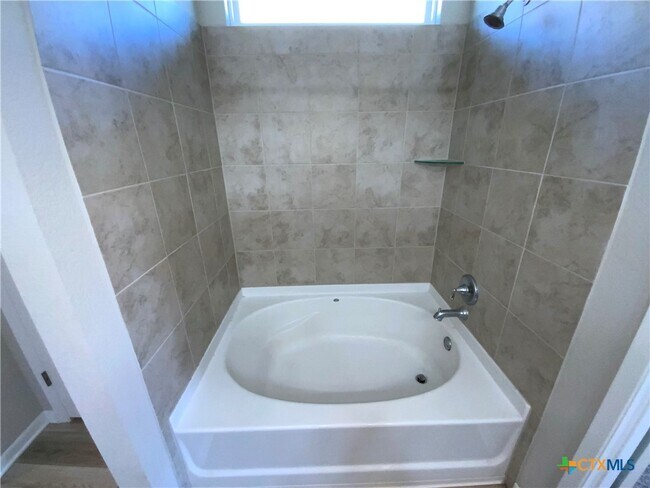 Foto del edificio - 2829 Valdez Dr