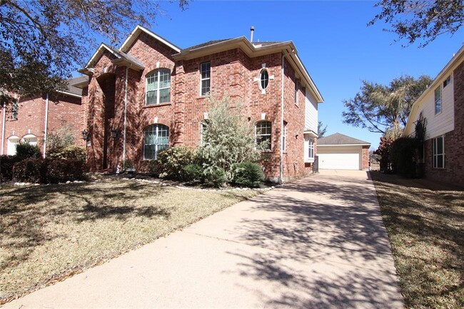 Building Photo - 2107 Blue Water Bay Dr