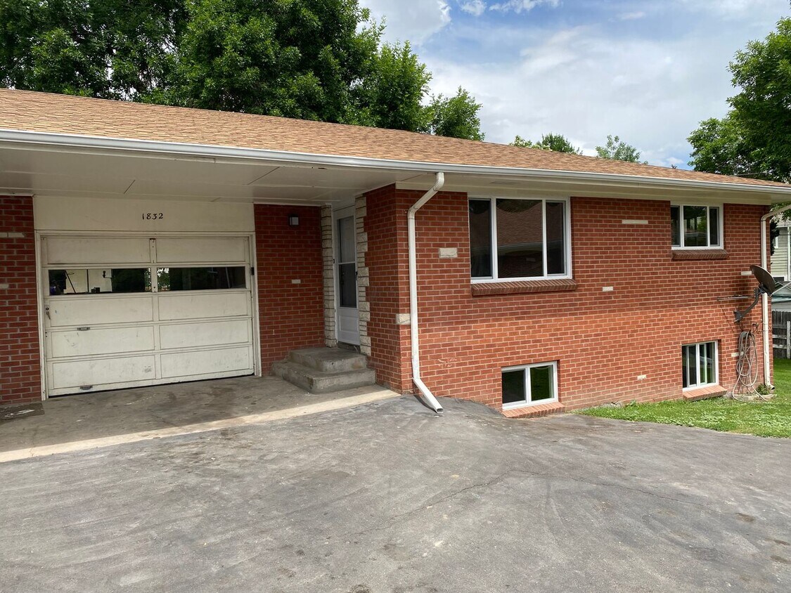 Lakewood living! - Lakewood living!