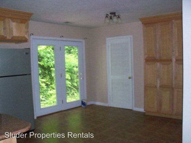 Building Photo - 4 br, 2 bath House - 599 Savannah Drive