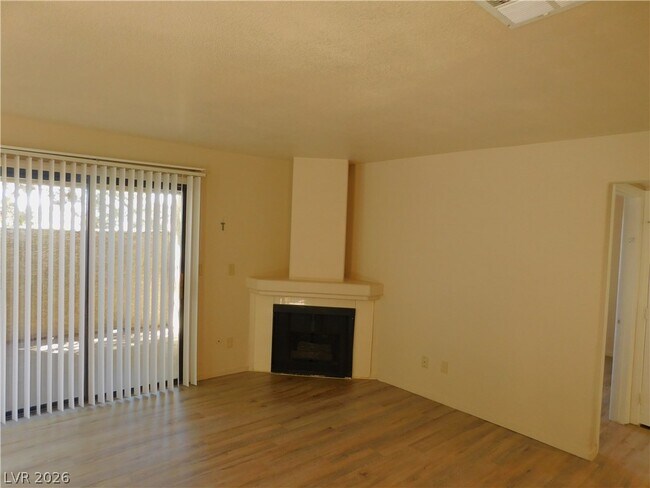 Foto del edificio - 601 Cabrillo Cir