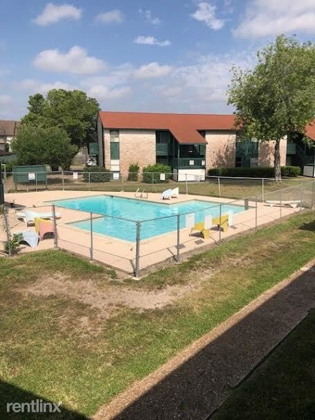 Building Photo - 1 br, 1 bath Condo - SolMar Properties LLC