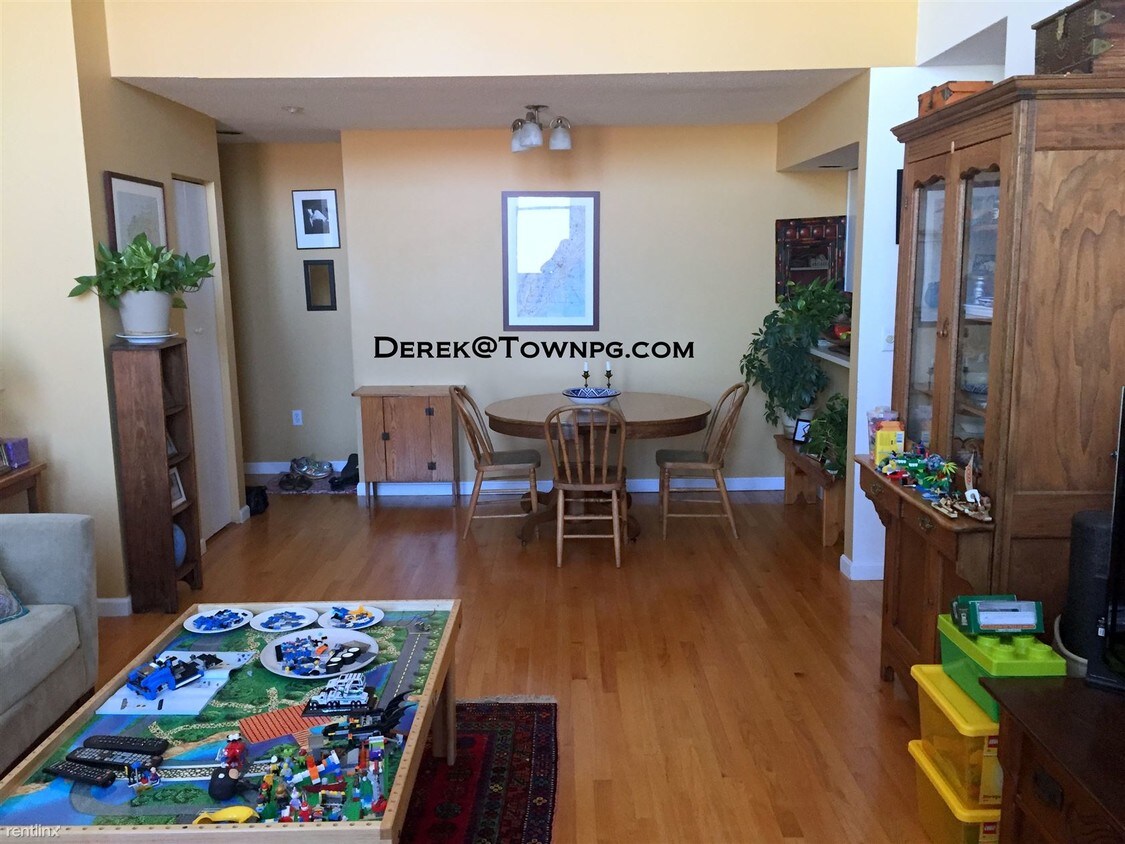 Primary Photo - 60 Gibson St
