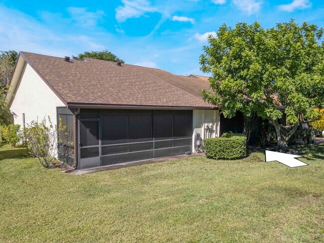 Building Photo - 3928 Vine Trail