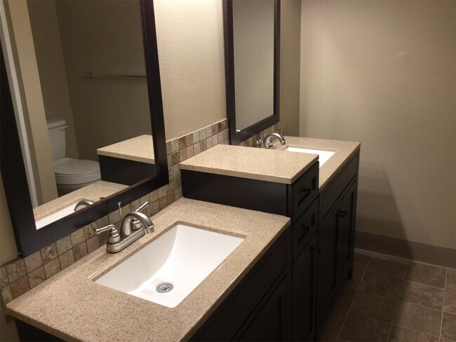 Foto del edificio - 12412 SE 60th Ct