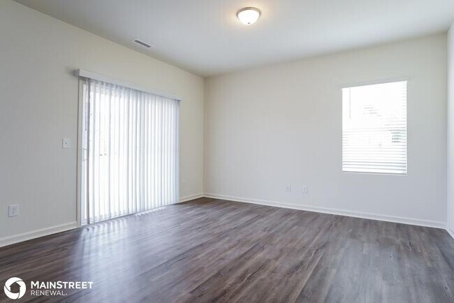 Building Photo - 100 Ogden Pond Pl, Zebulon, NC 27597