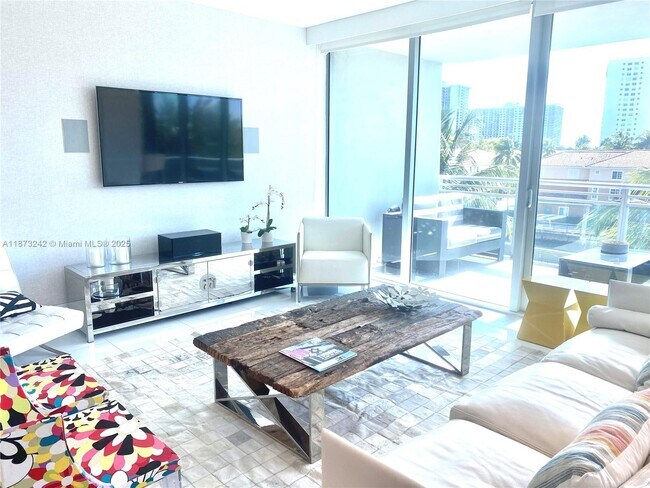 Foto del edificio - 2950 NE 188th St