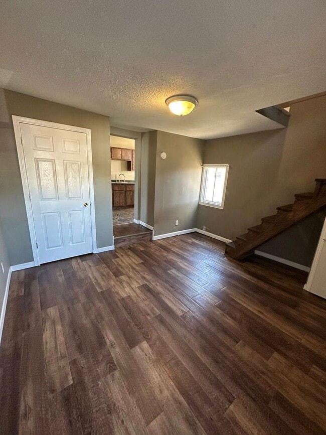 Building Photo - 1141 Chestnut St