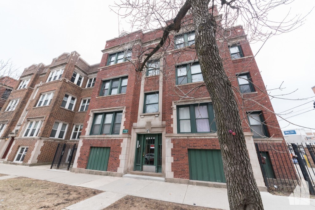 1467 W Winnemac Ave, Chicago, IL 60640 Apartments in Chicago, IL