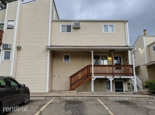 Foto principal - 3 br, 2 bath Apartment - 9537 W Alameda Ave