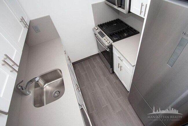 Foto del edificio - 164 E 93rd St