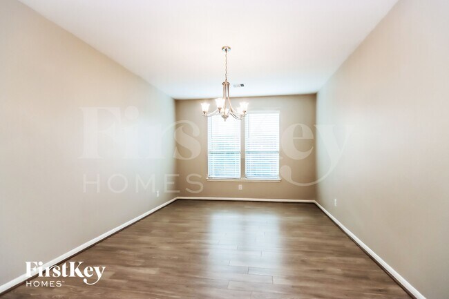 Building Photo - 25515 Kensington Lk Dr