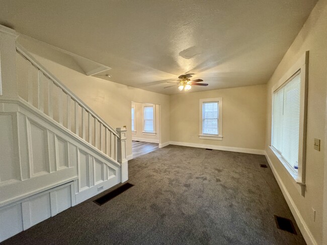 Building Photo - 2442 16th St NE