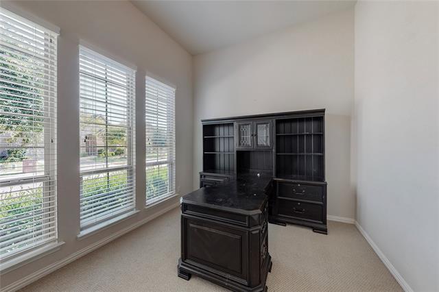 Building Photo - 10849 Sedalia Dr