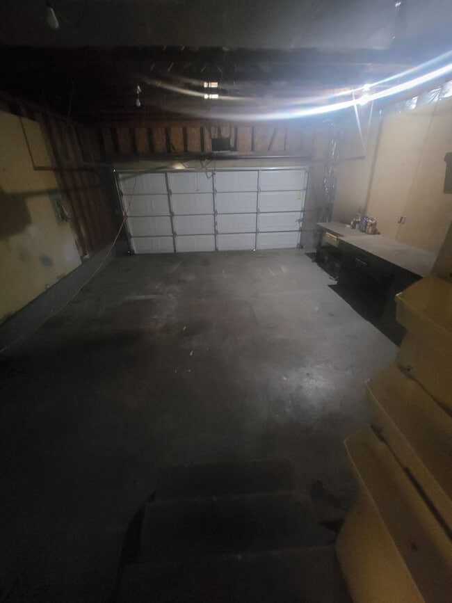 Building Photo - Cute & Cozy Spanaway Rambler