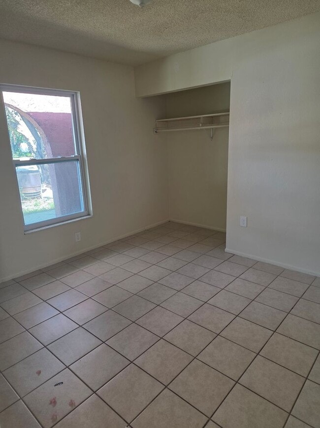 Photo - 3/2 DUPLEX House