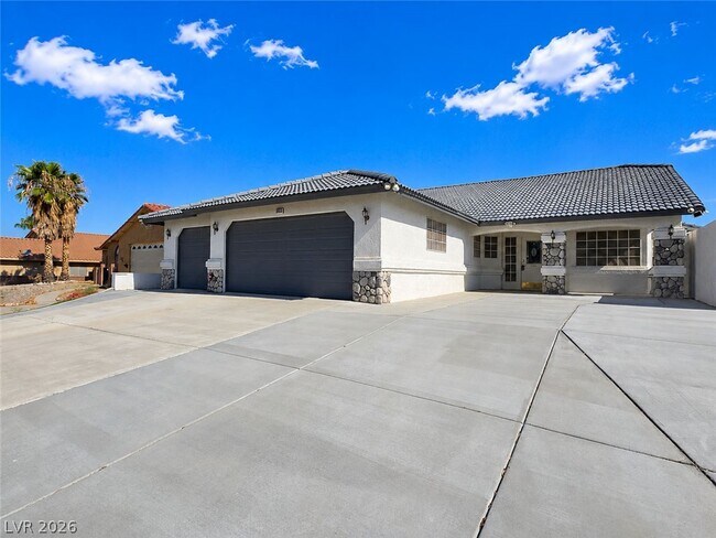 Foto del edificio - 3630 E Vineyard Dr