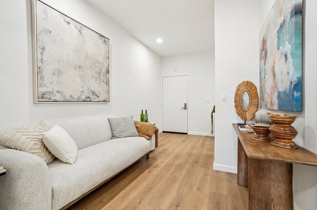Interior Photo - 8733 Reading Ave - The Stride