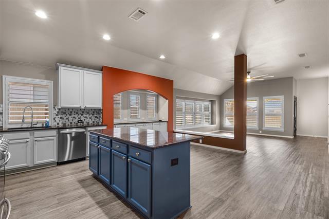 Foto del edificio - 1214 Inglewood Dr