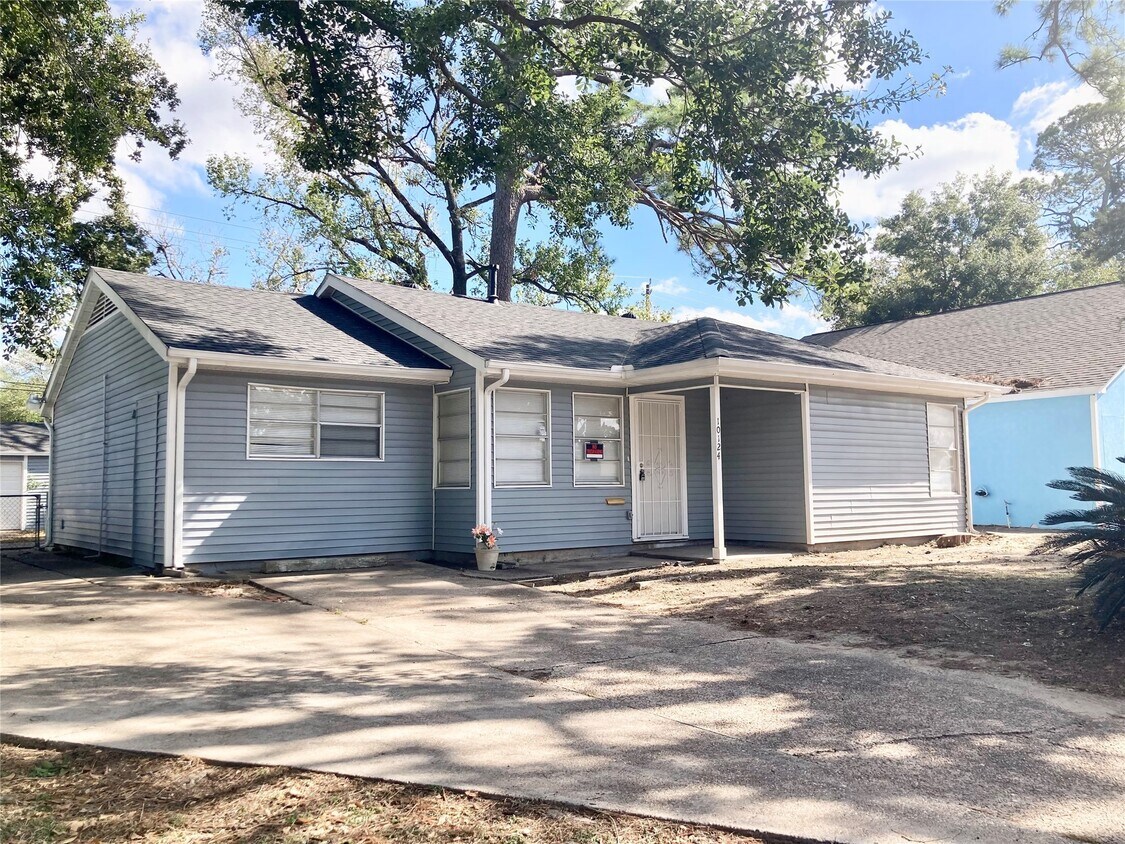 Foto principal - 10124 Homestead Rd