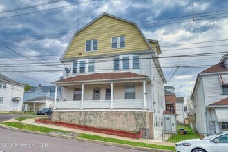 Building Photo - 1201-1203 S Hanover St