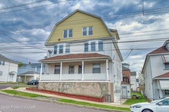 Building Photo - 1201-1203 S Hanover St