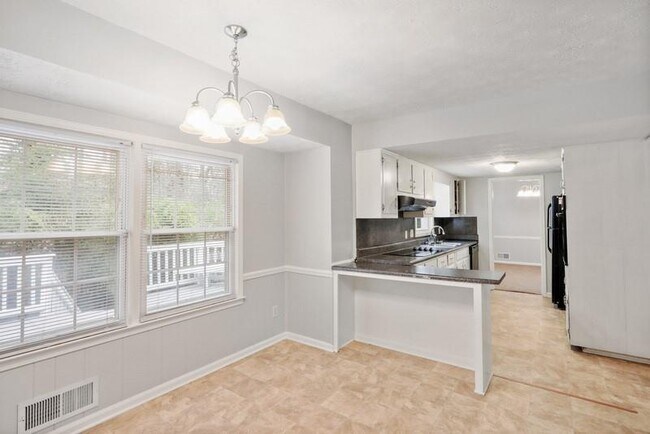 Foto del edificio - 3366 Idle Creek Way