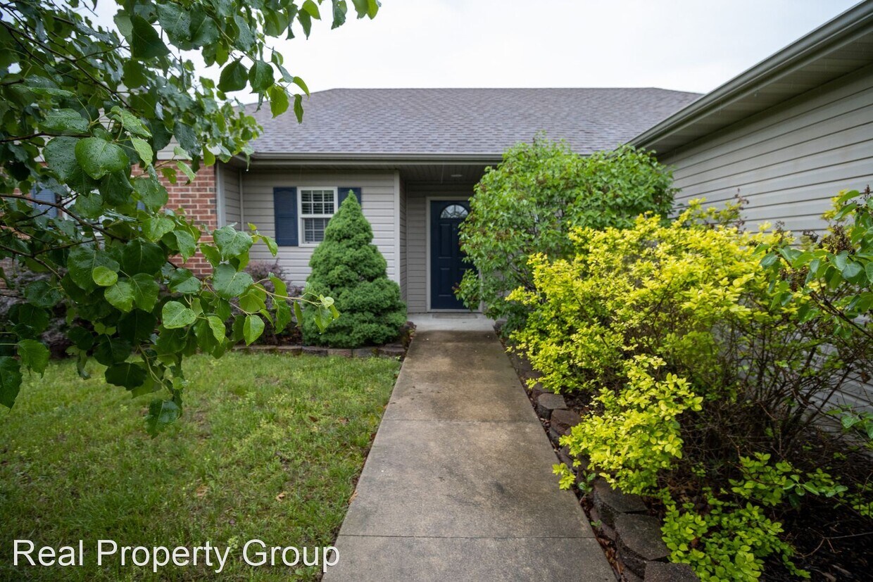 Primary Photo - 3 br, 2 bath House - 4005 Iguana Dr