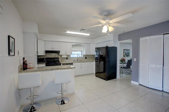 Foto del edificio - 418 SE 4th St