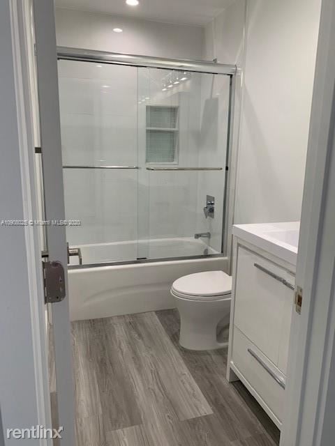Building Photo - 3 br, 2.5 bath Townhome - 11424 SW 132nd Pl