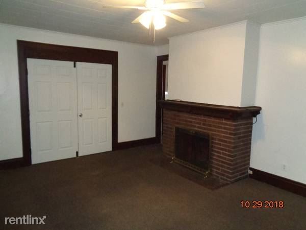 Foto del edificio - 1 br, 1 bath Apartment - 1959 Clifford Ave