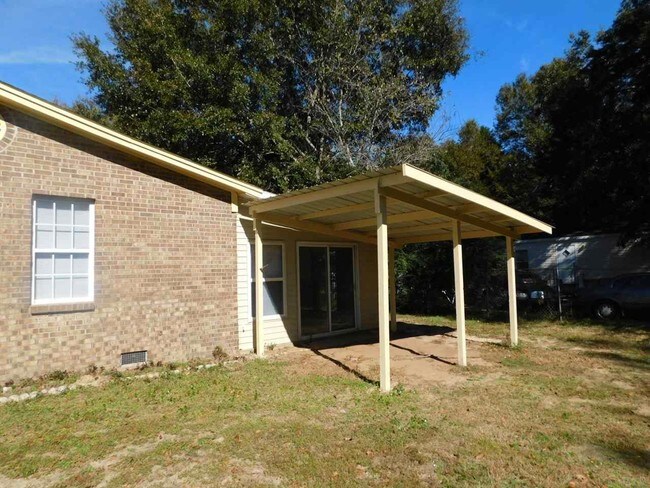 Building Photo - 9930 Omar Ave
