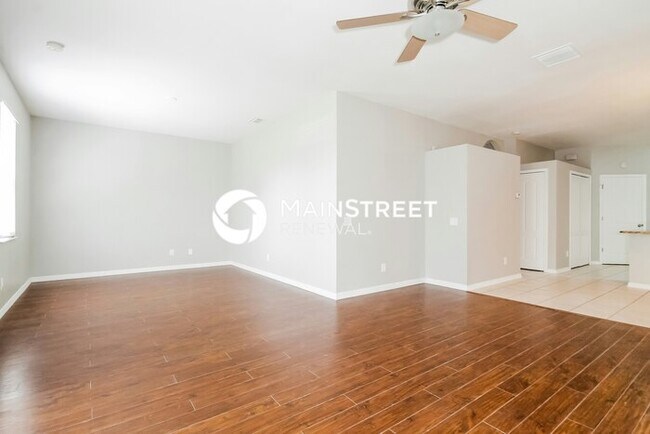 Building Photo - 4 Bedroom Pet-Friendly Home in New Port Richey, FL with Main Street Renewal