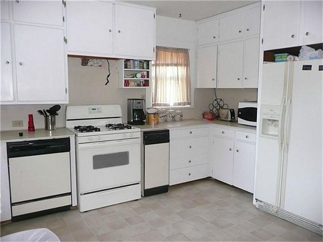 Foto del edificio - 519 N Main St