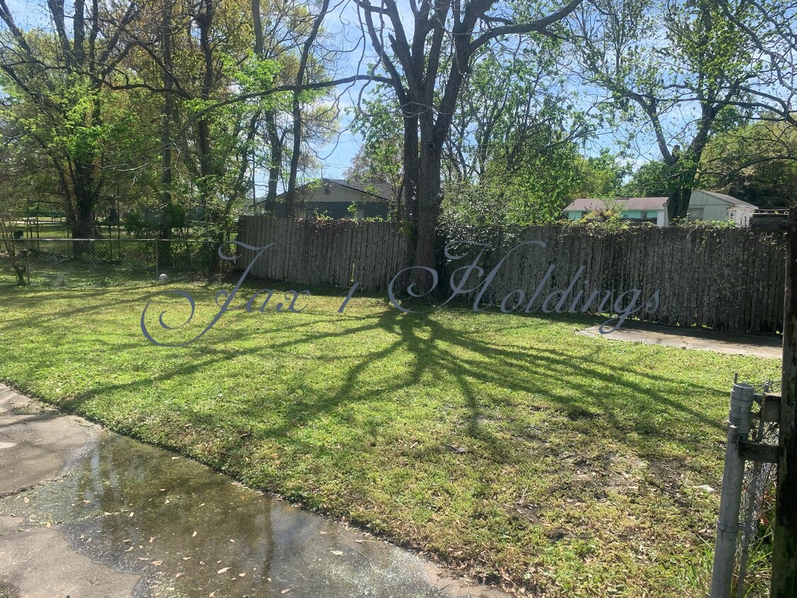 Foto principal - 5638 Atlee Ave