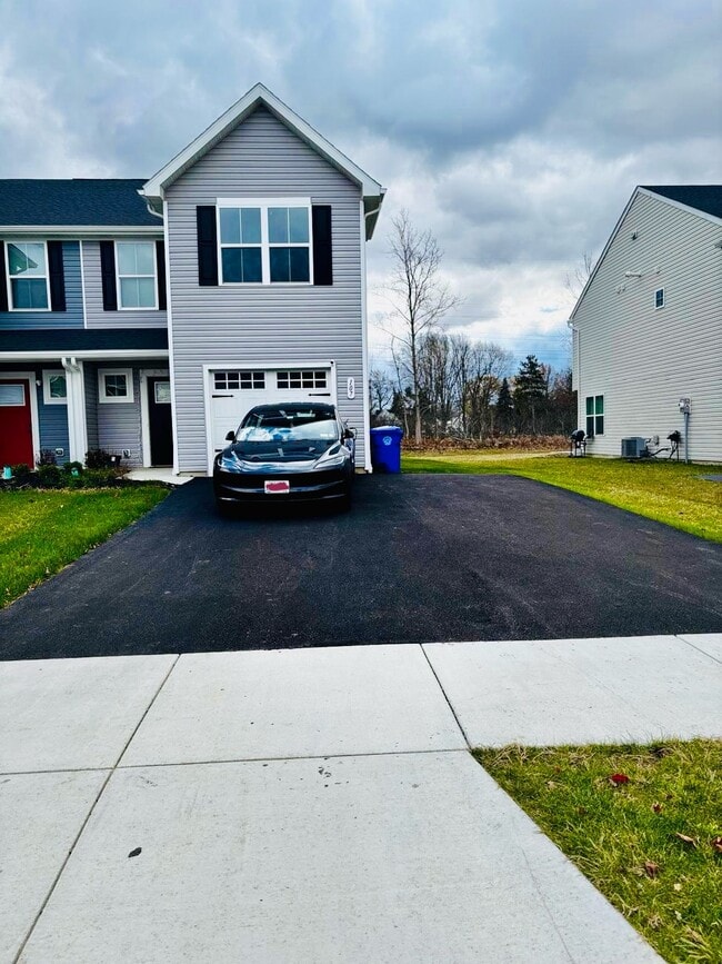 Building Photo - 107 Grant Blvd